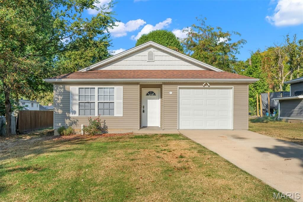 Property Photo:  7 Bertha Lane  MO 63084 