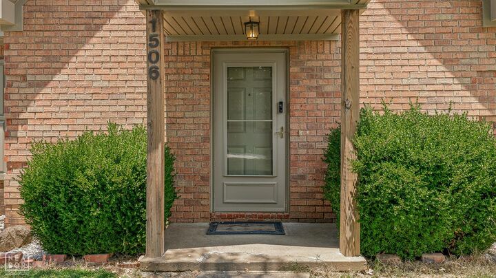 Property Photo: 1506 Golf Course Drive AR 72404