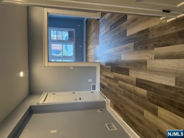 Property Photo:  621 Columbia Avenue 2  NJ 07047 