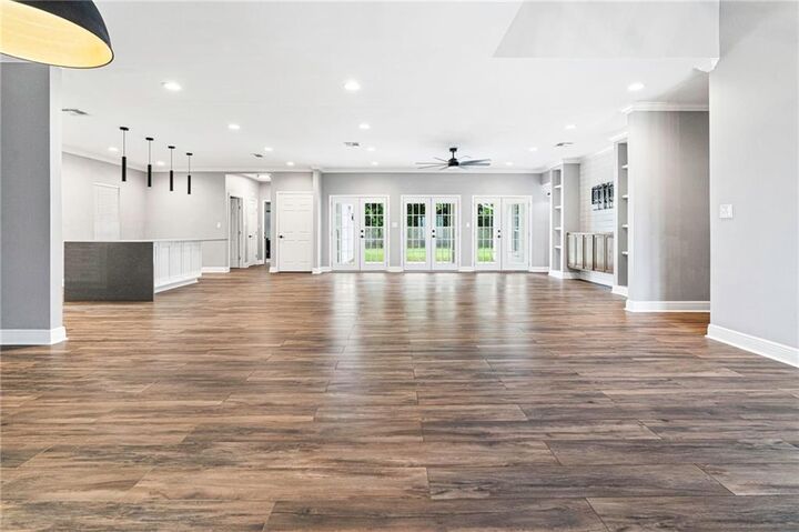 Property Photo:  132 Jennifer Lane  LA 70068 