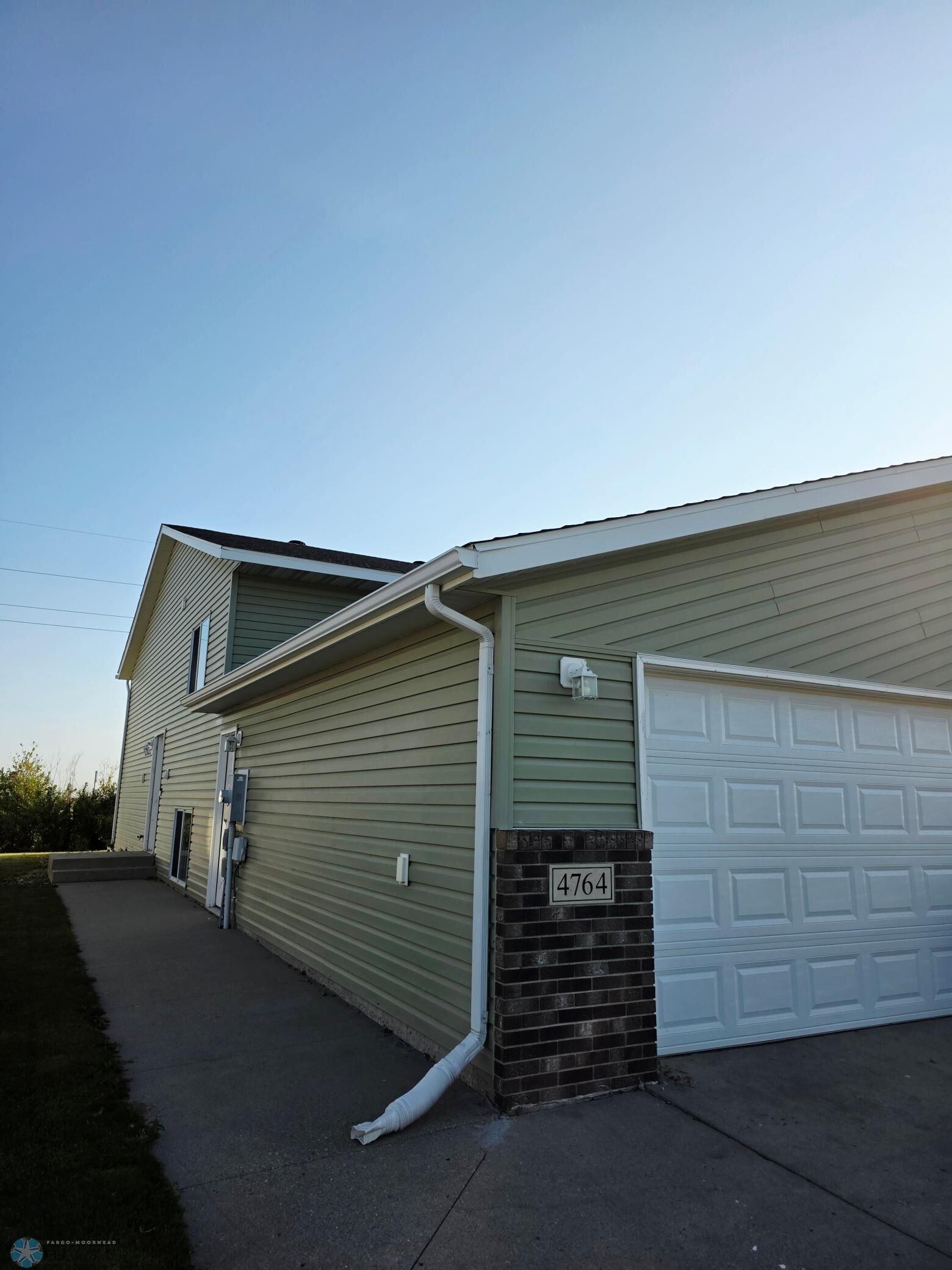 Property Photo:  4764 51st Avenue S  ND 58104 