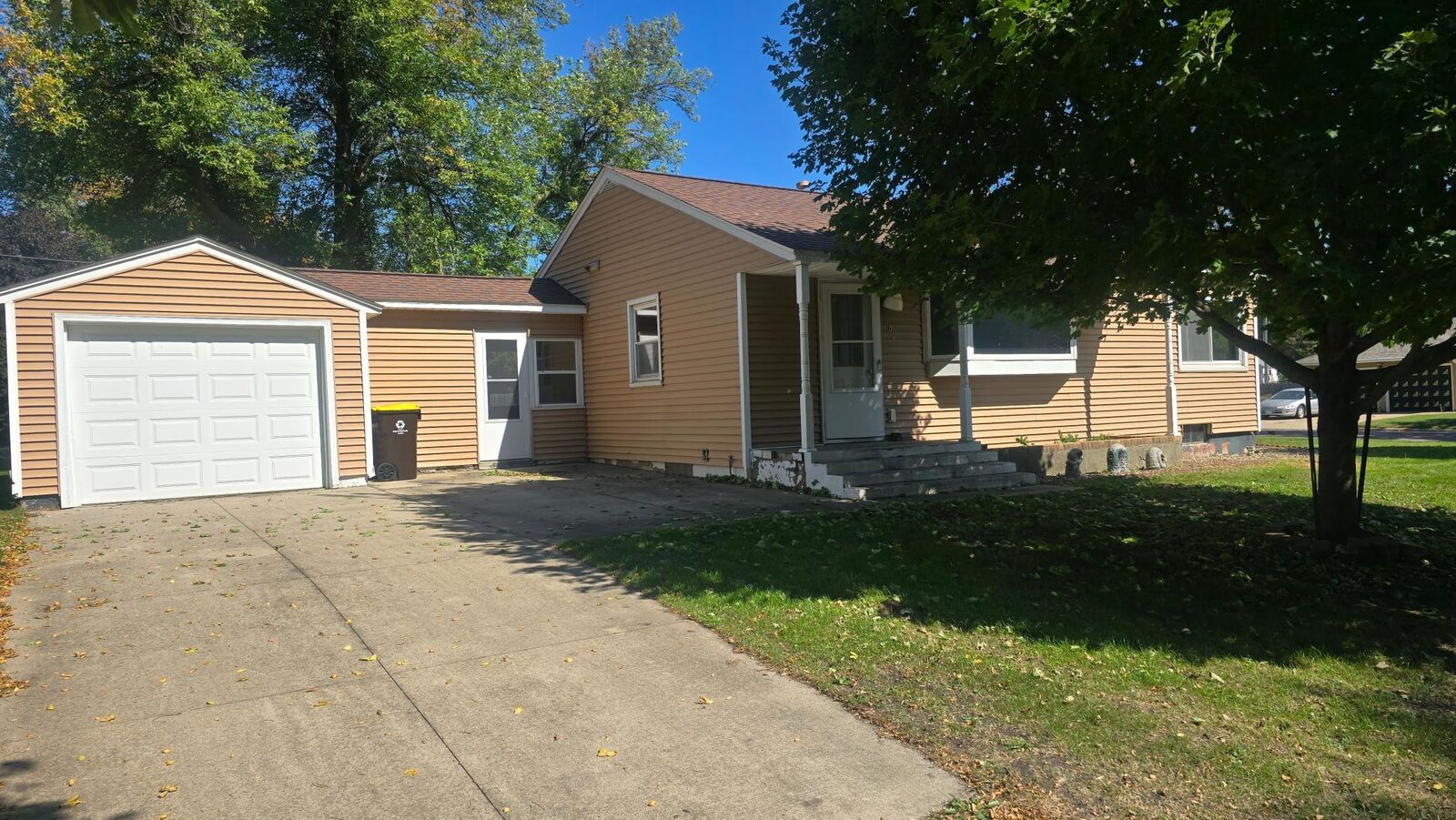 Property Photo: 151 Chestnut Street E MN 56176