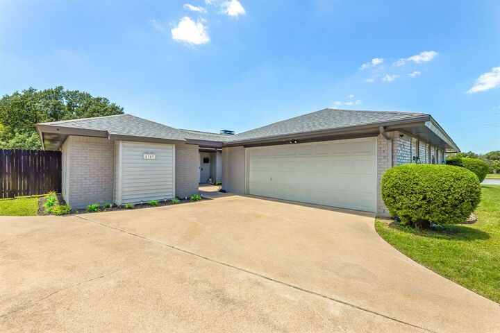 Property Photo:  4349 Altamesa Boulevard  TX 76133 