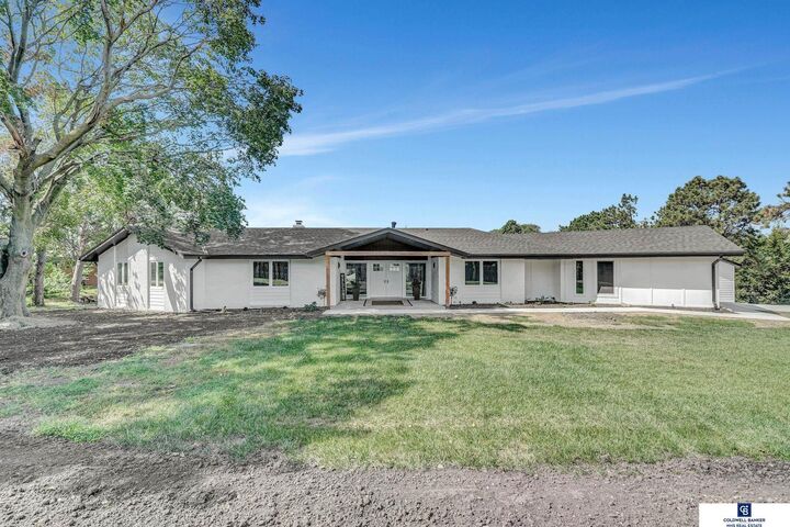 Property Photo:  2505 S 70th Street  NE 68506 