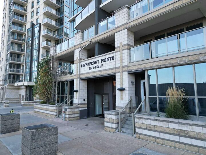 Property Photo:  315 3 Street SE 509  AB T2G 0S3 