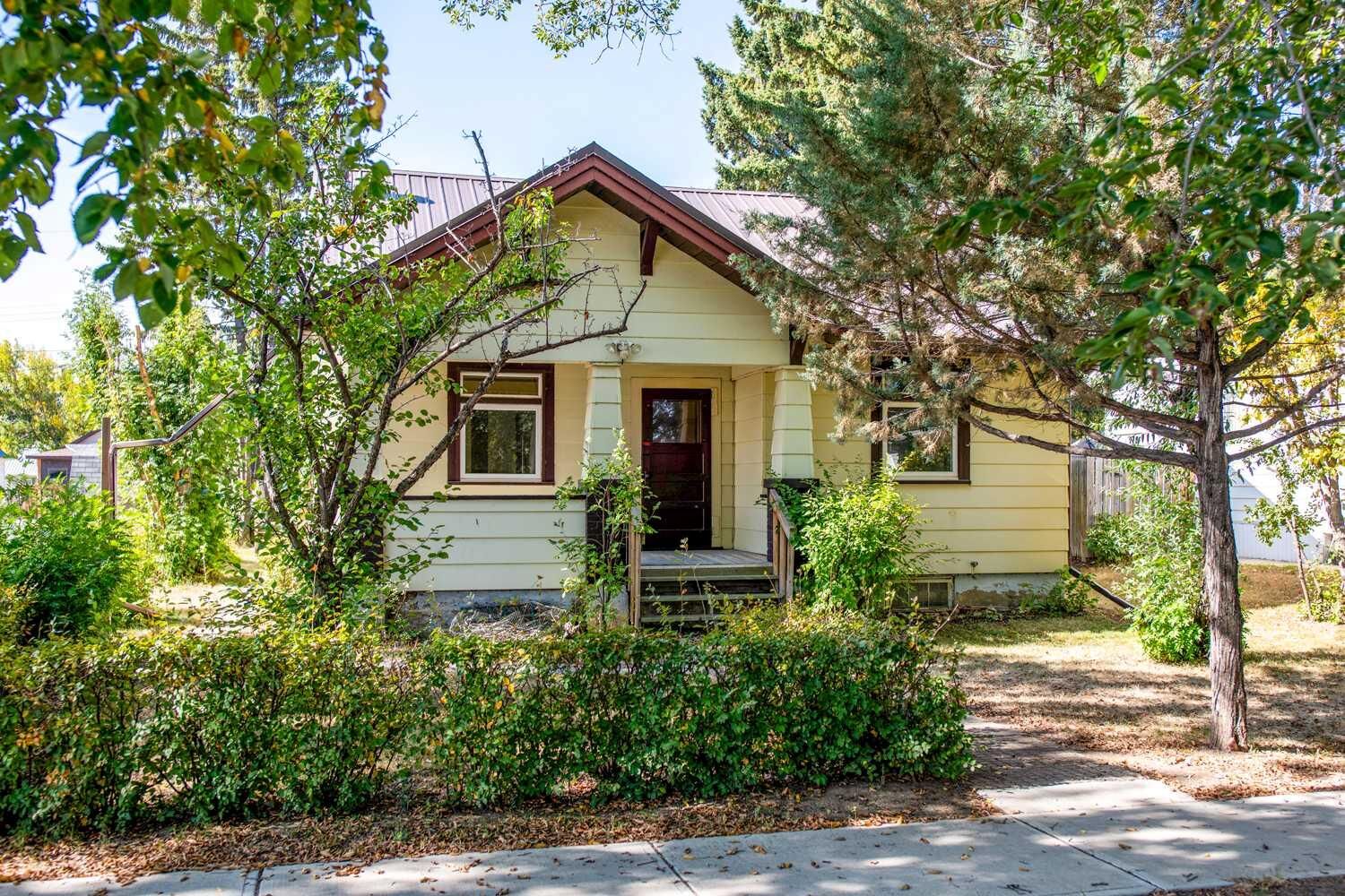 Photo de la propriété:  5016 52 Street  AB T0B 3S0 
