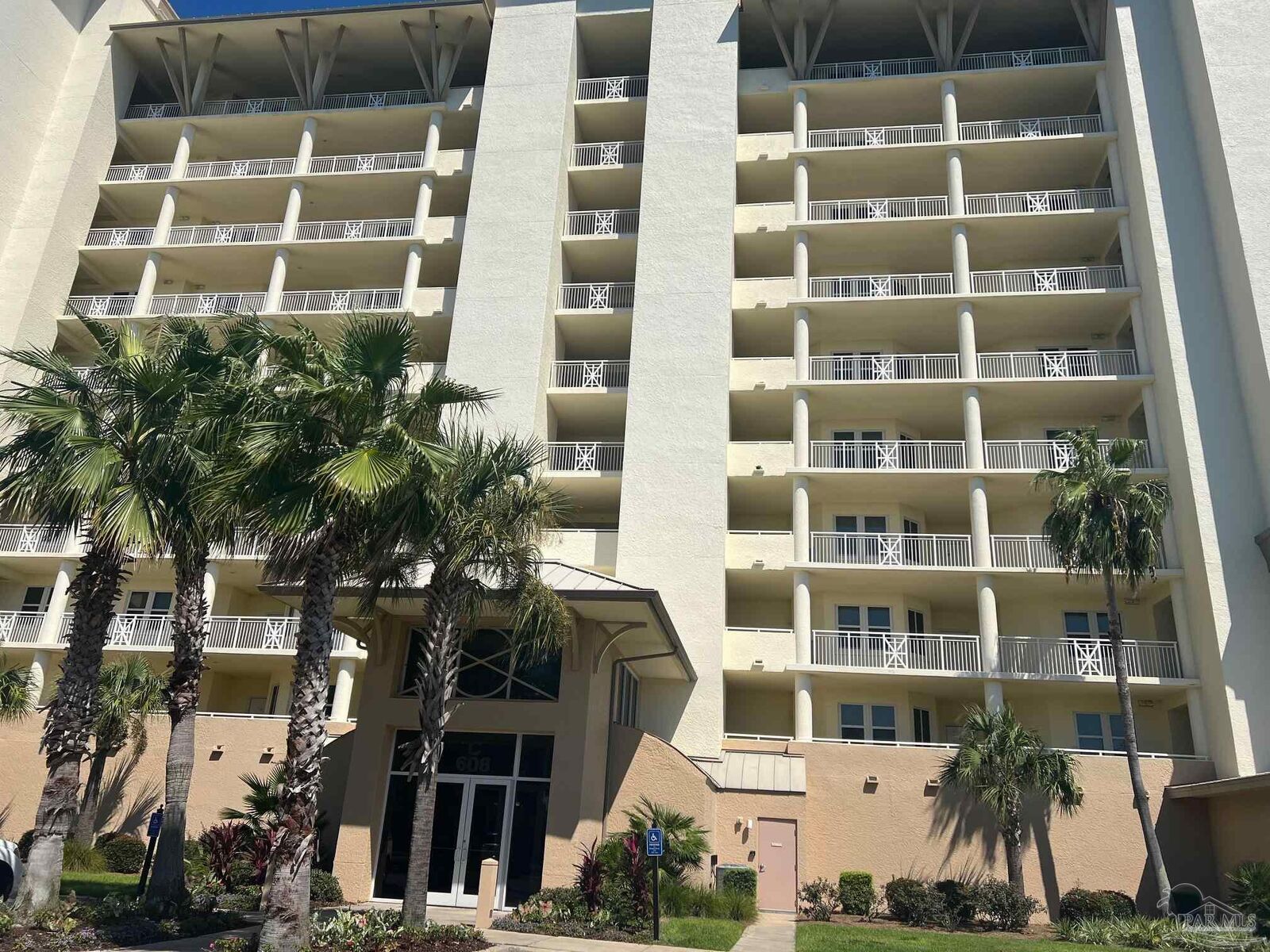 Property Photo:  608 Lost Key Dr 1003 C  FL 32507 