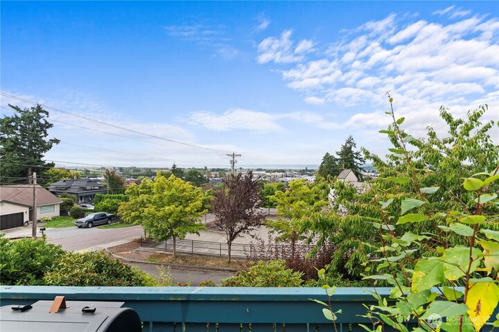 8200  Hennings Drive  Stanwood WA 98292 photo