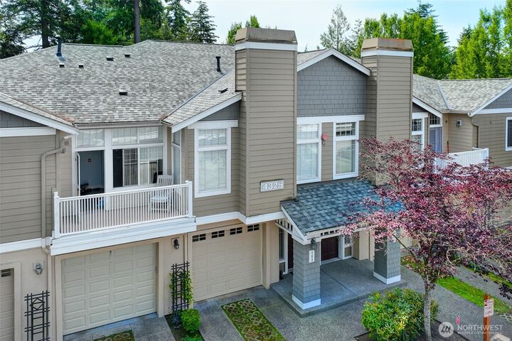 Property Photo:  4325 5772 NE 5th Court #103  WA 98059 