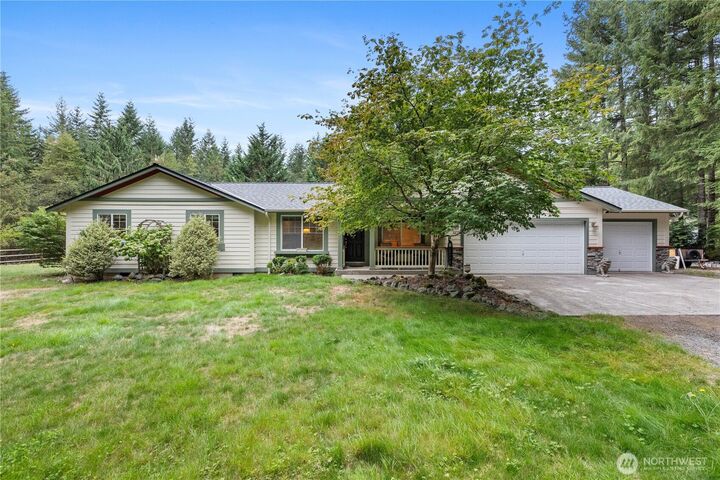 Property Photo:  6410  221st Avenue NE  WA 98252 