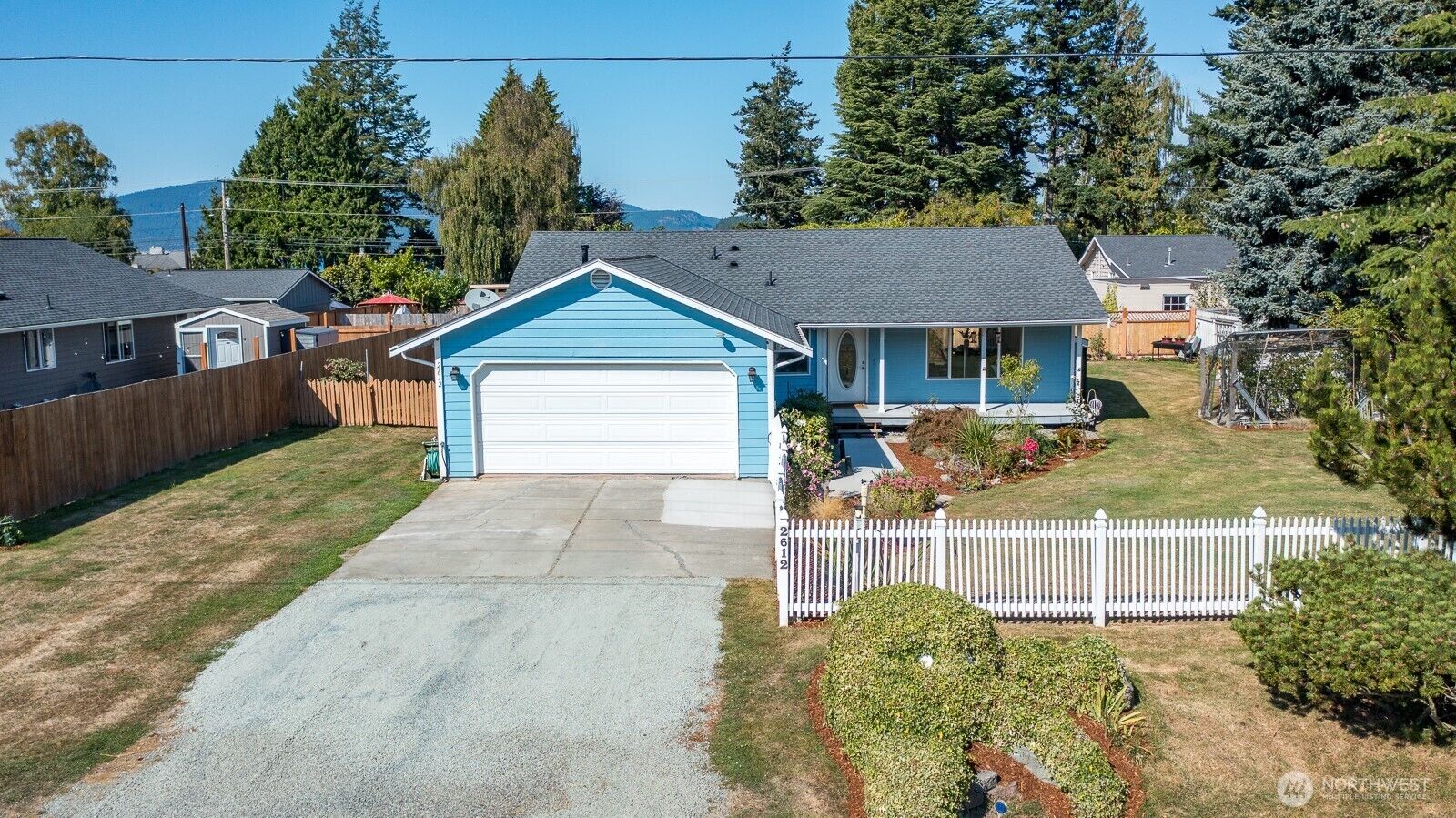 Property Photo:  2612 W 2nd Street  WA 98221 
