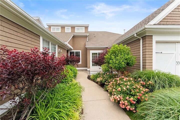 Property Photo:  83 Waters Edge Street 24  RI 02878 