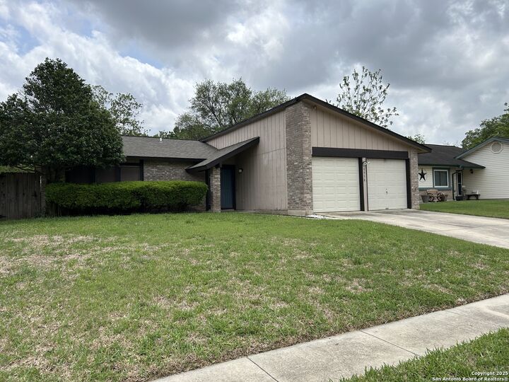 5938 Kissing Oak St  San Antonio TX 78247 photo
