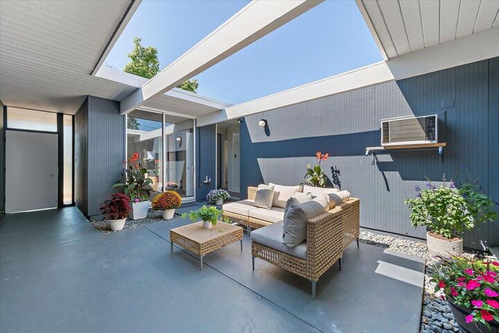Property Photo:  1140 Snowberry Court  CA 94087 