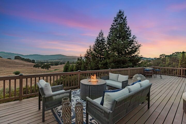 Property Photo:  2320 Stonecress Street  CA 95020 