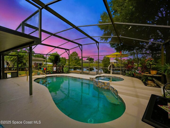 Property Photo:  2380 Alabaster Avenue  FL 32833 