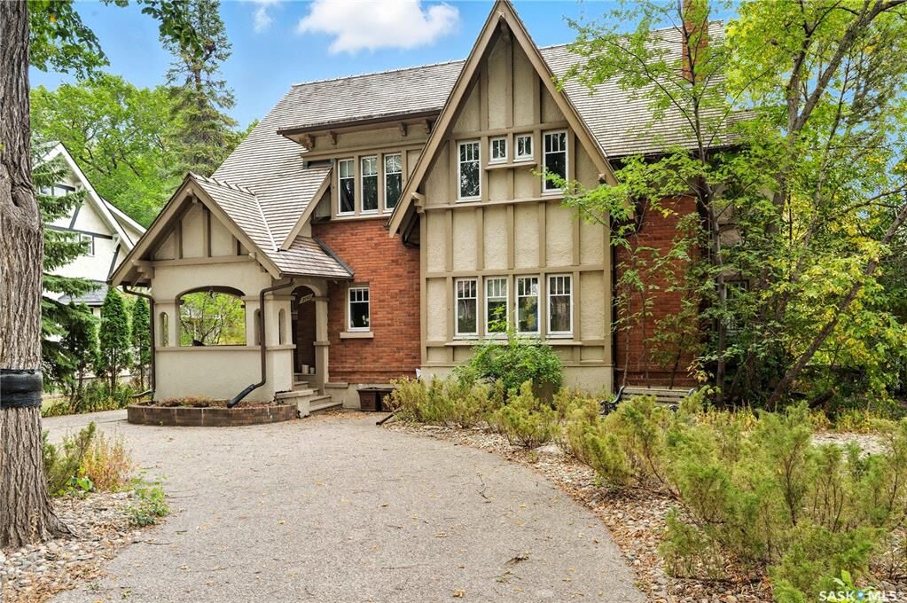 Property Photo: 3151 Angus Street SK S4S 1P5