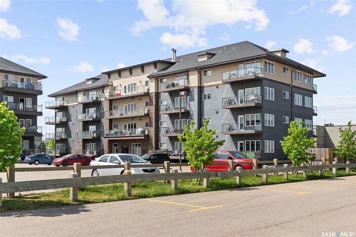 714 Hart Road 310  Saskatoon SK S7M 1L2 photo