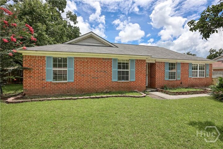 110 Laurelwood Drive  Savannah GA 31419 photo