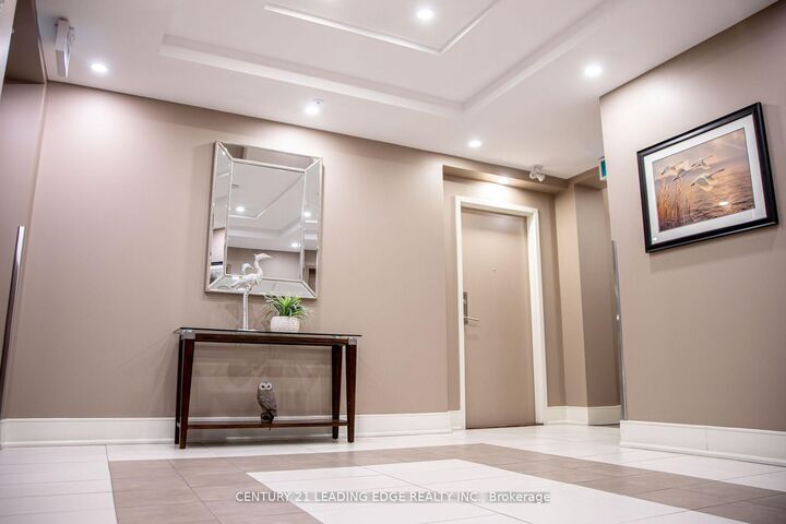 Property Photo:  650 Gordon Street 213  ON L1N 0C1 