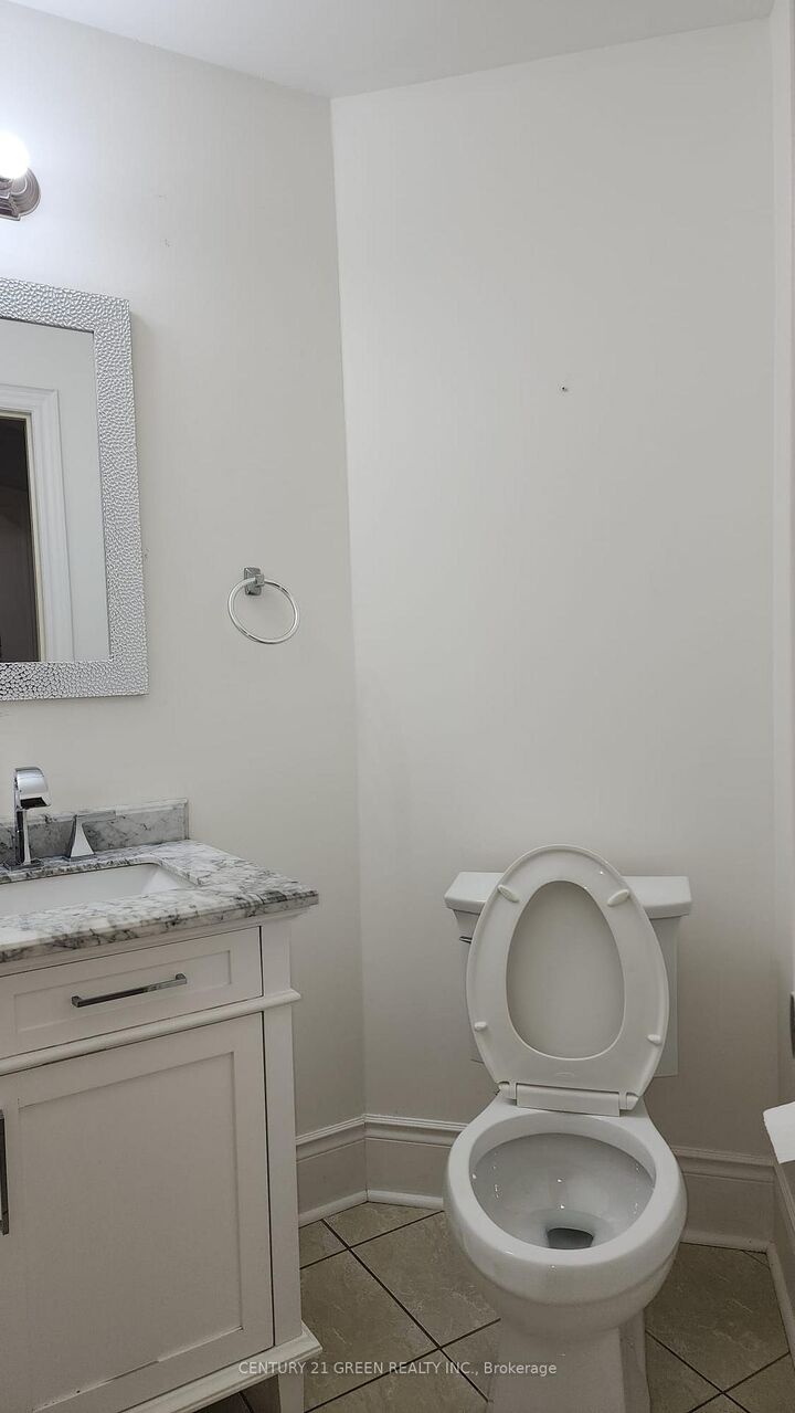 Property Photo:  68 River Rock Crescent Upper Portion  ON L7A 2W9 