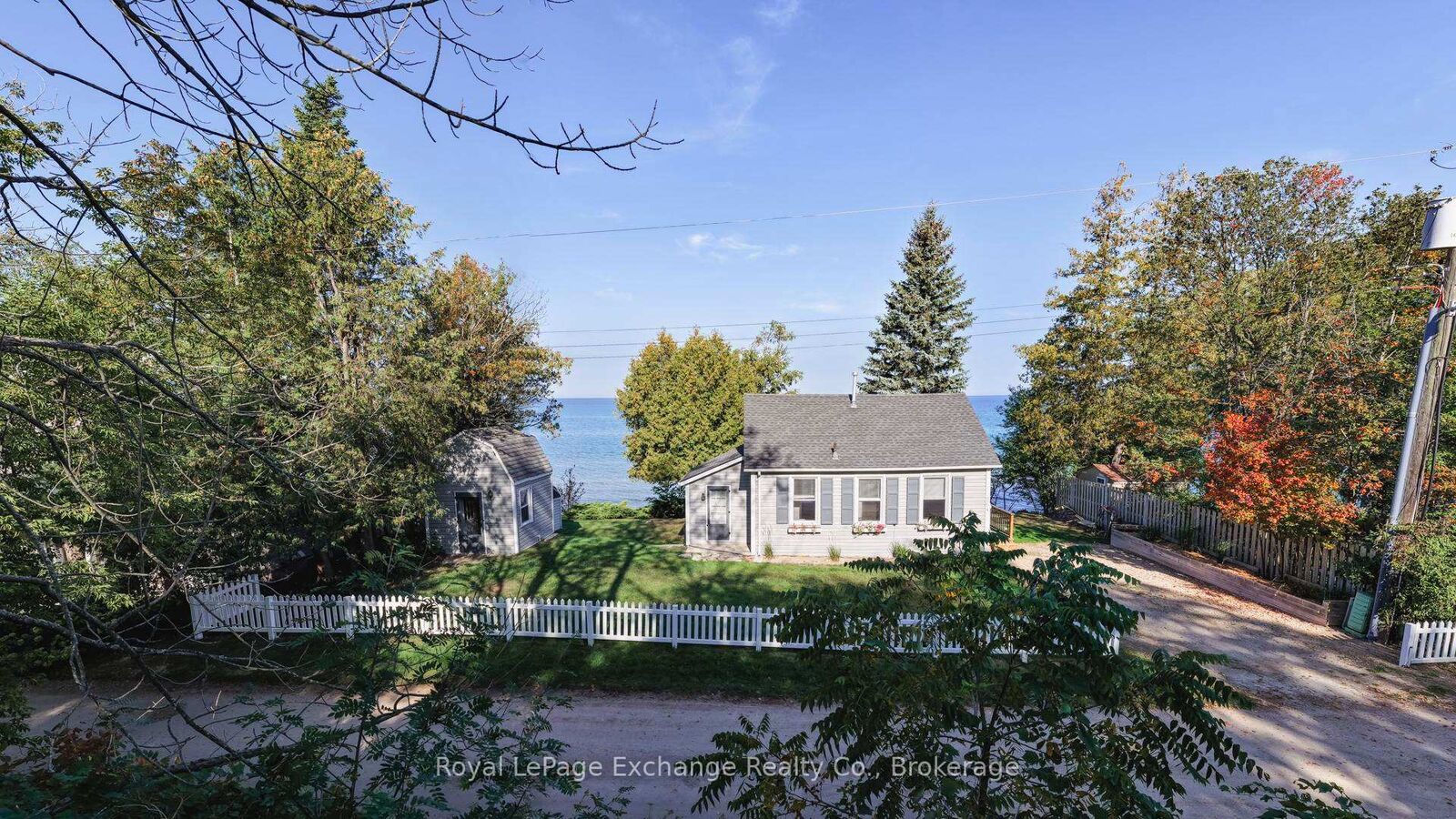 Property Photo:  264 Goderich N/A N  ON N2Z 2K3 