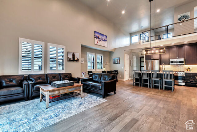 Property Photo:  10005 N Meer Cir  UT 84032 
