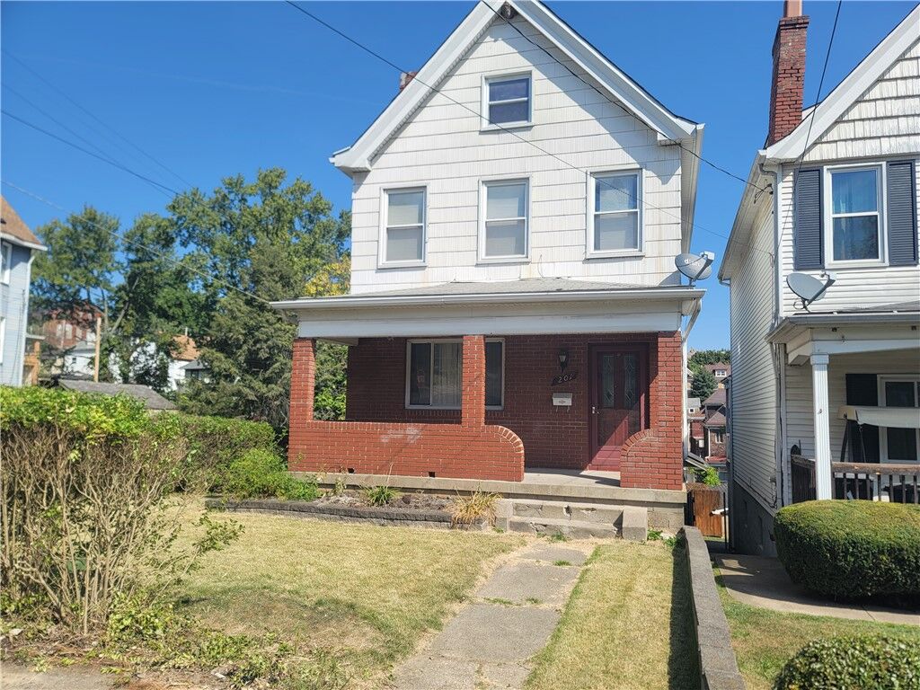 Property Photo:  201 Onyx St  PA 15210 