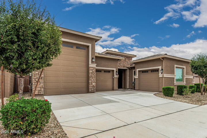 Property Photo: 24741 N 175th Drive AZ 85387