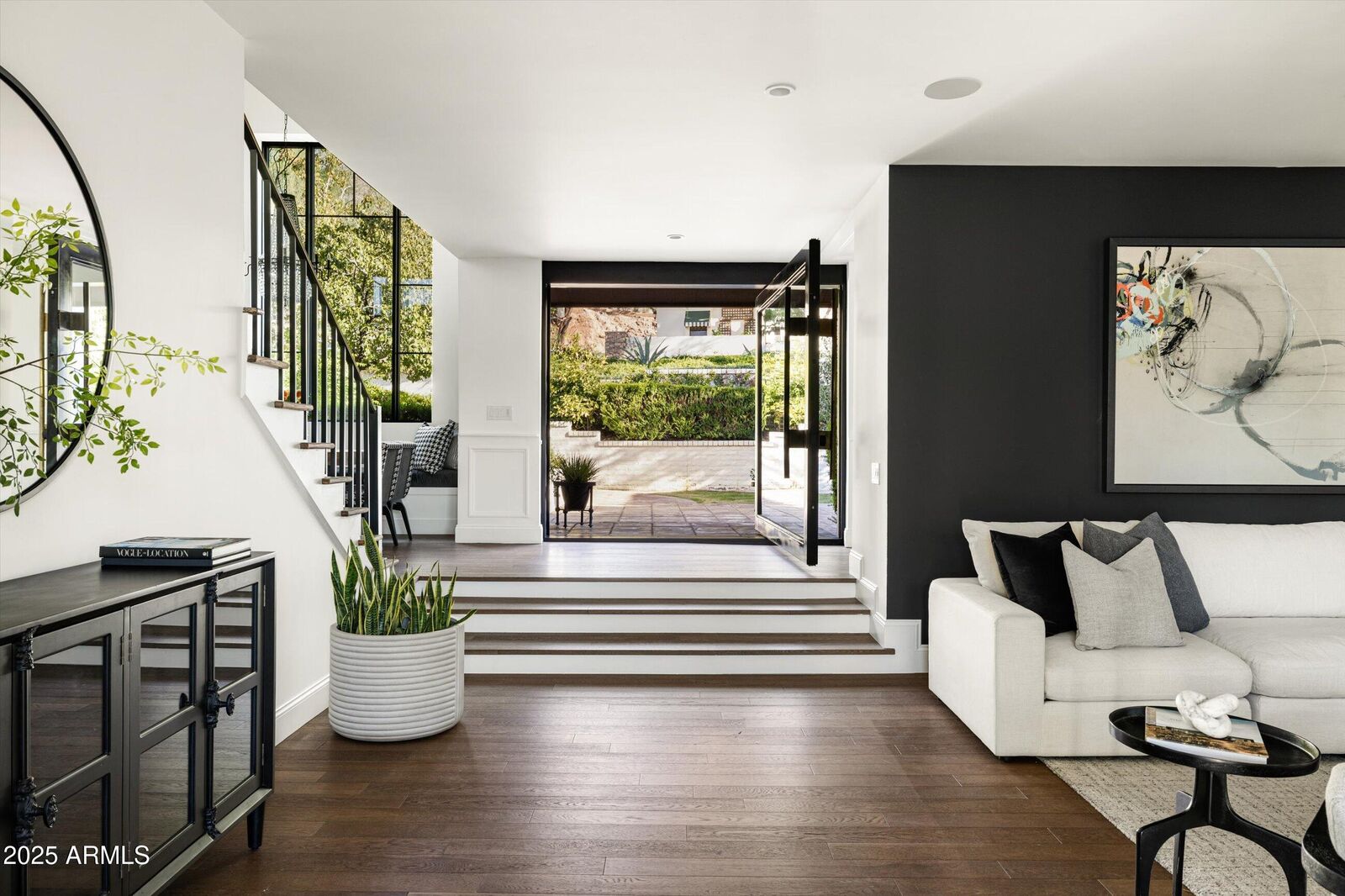 Property Photo: 5328 N 46th Street AZ 85018