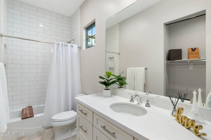 2656 E Oriole Drive  Gilbert AZ 85297 photo