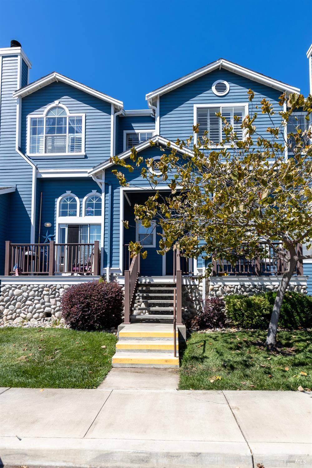 Property Photo:  485 E 5th Street  CA 94510 