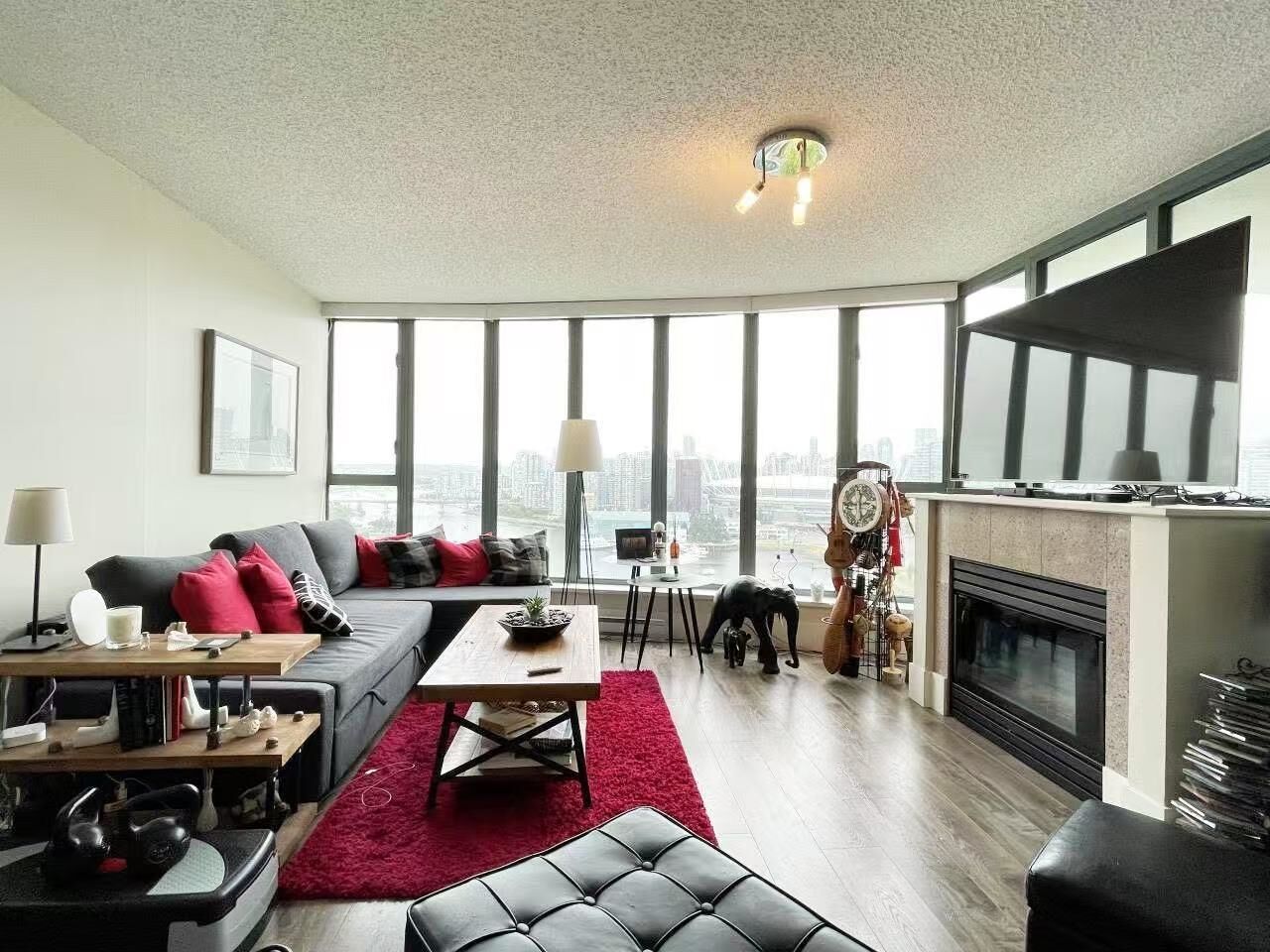 Property Photo:  1188 Quebec Street 2302  BC V6A 4B3 