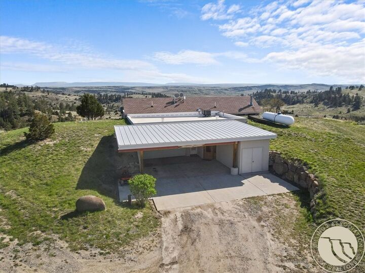 Property Photo: 2500 Sagehill Road MT 59101