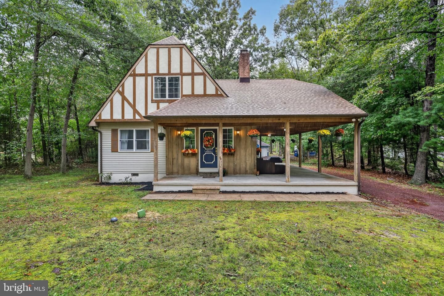 Property Photo:  699 W Piney Hollow Road  NJ 08094 