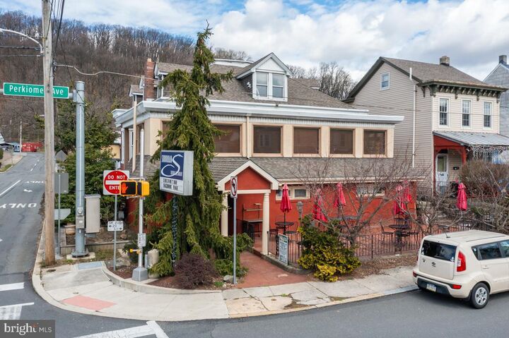 2201 & 2207 Perkiomen Avenue  Reading PA 19606 photo