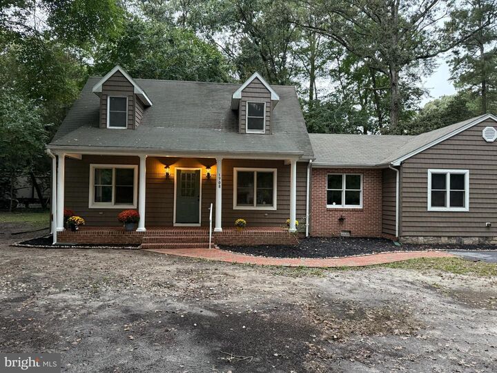 Property Photo:  1708 E Clear Lake Drive  MD 21804 