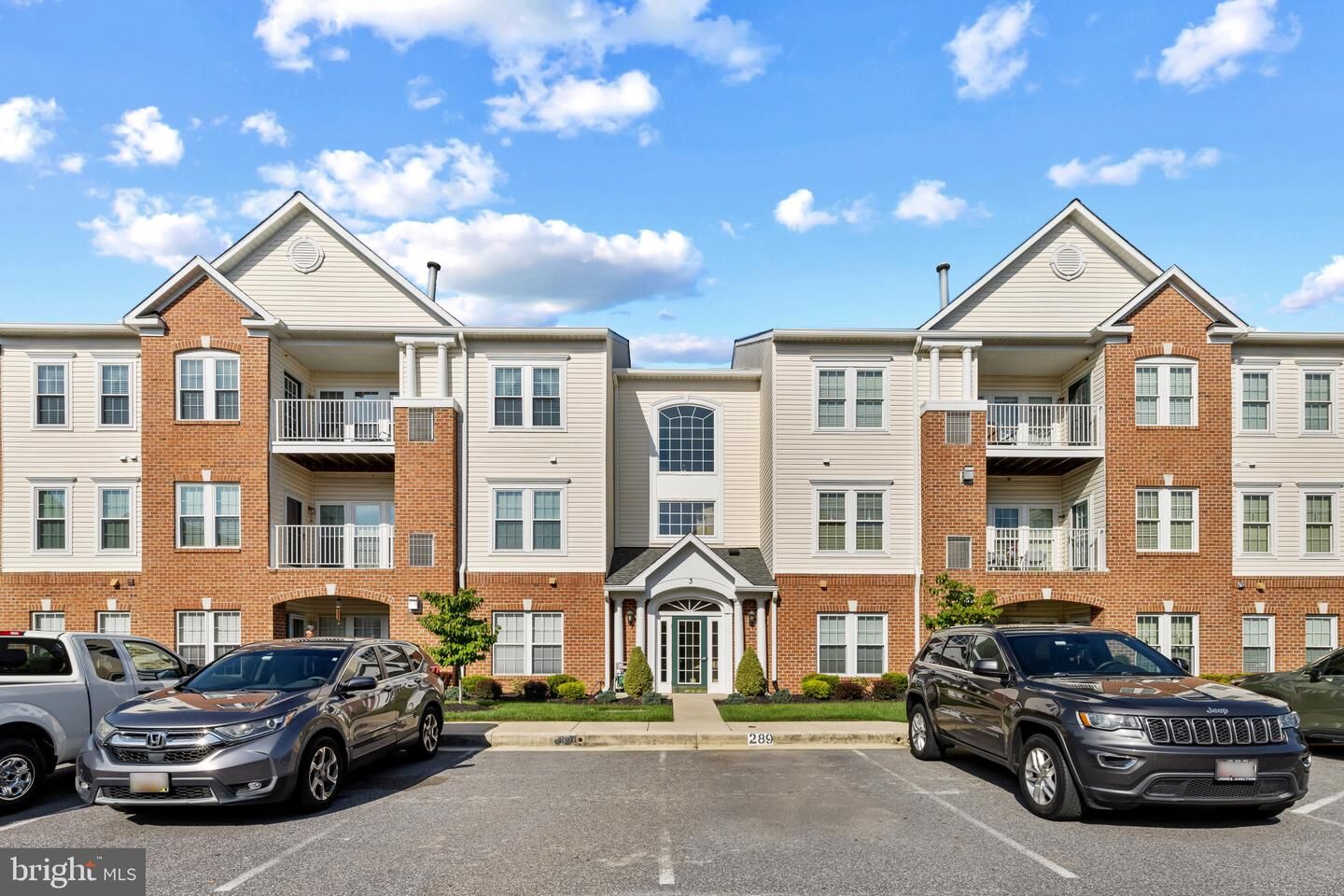 Property Photo: 3 Brook Farm Court J 3J MD 21128