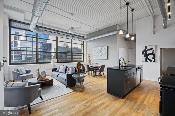 2200 Arch Street 612  Philadelphia PA 19103 photo