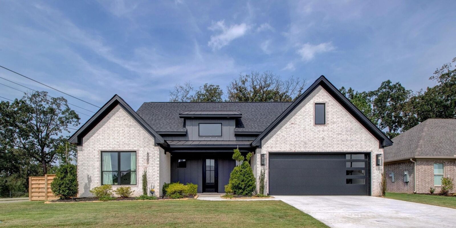 Property Photo: 6001 Coral Ridge Drive AR 72002