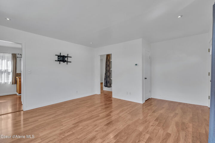 Property Photo: 313 E Larch Ave ID 83849