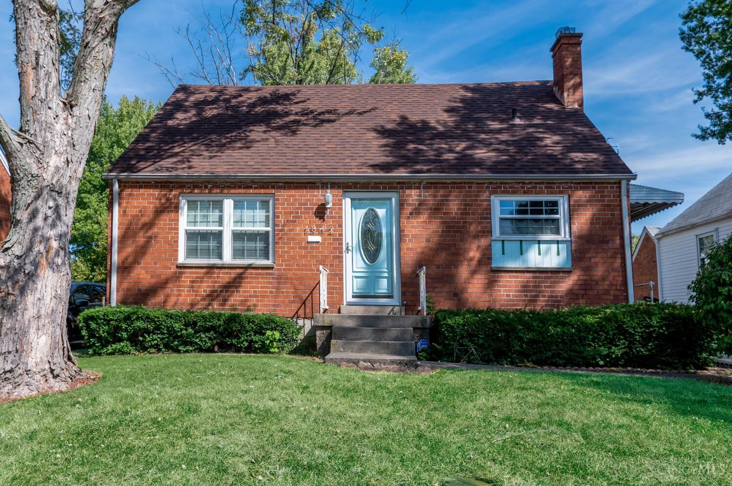 Property Photo:  1842 Centerridge Avenue  OH 45231 
