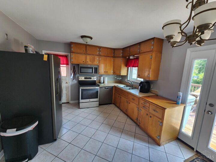Property Photo:  3492 Moonridge Drive  OH 45248 