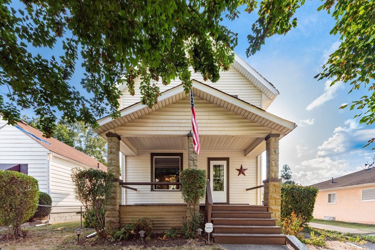 Property Photo: 1460 Linwood Avenue OH 43206