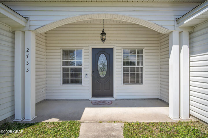 Property Photo:  2733 Wakulla Avenue  FL 32405 