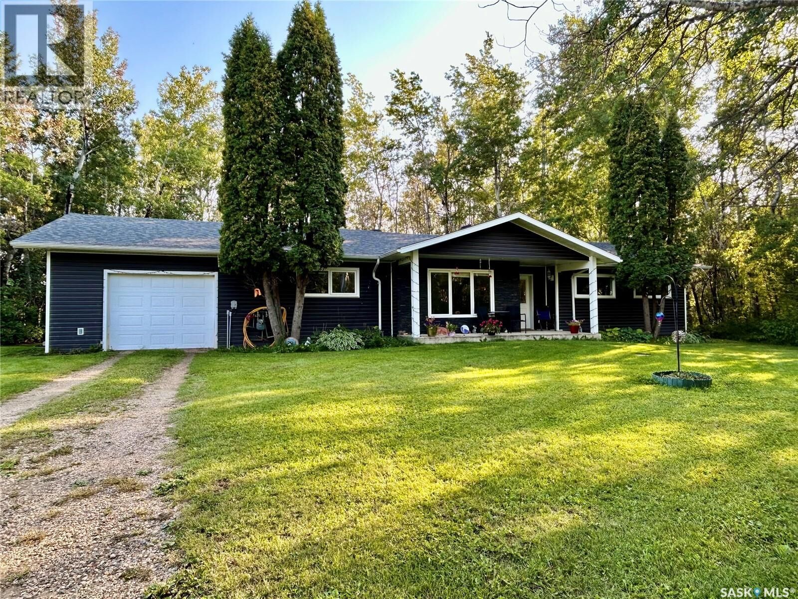 Property Photo:  Cragg Home Quarter  SK S0E 0A0 