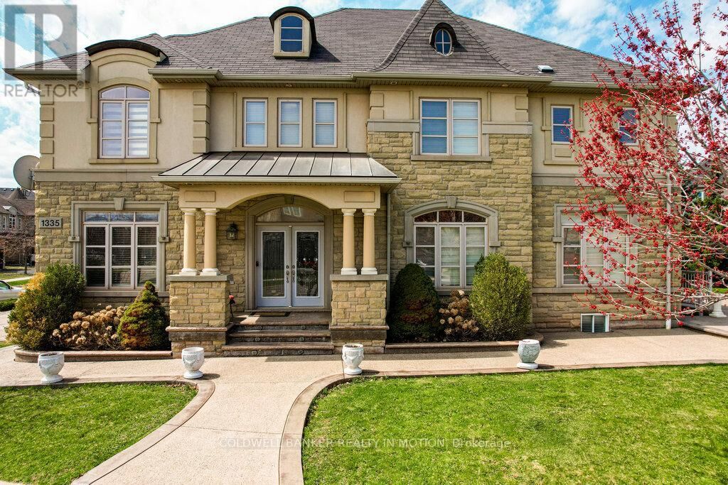 Photo de la propriété:  1335 Arrowhead Road  ON L6H 0B2 