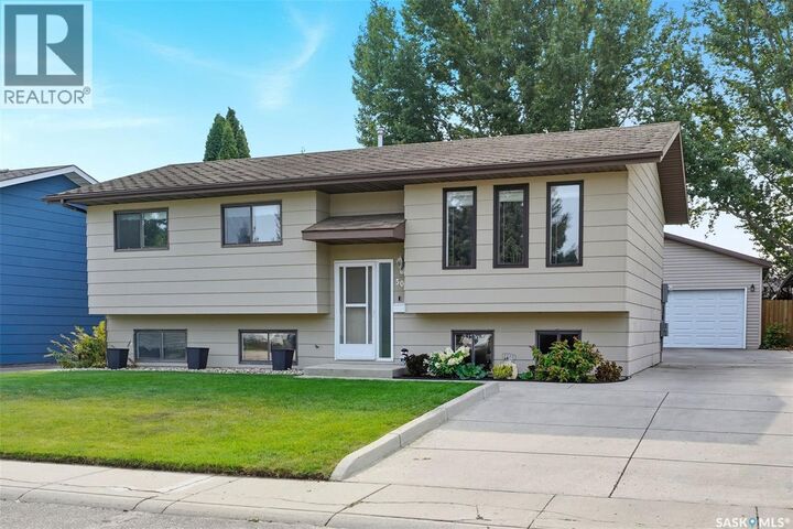 Property Photo:  509 Nesbitt Lane  SK S7L 6T5 