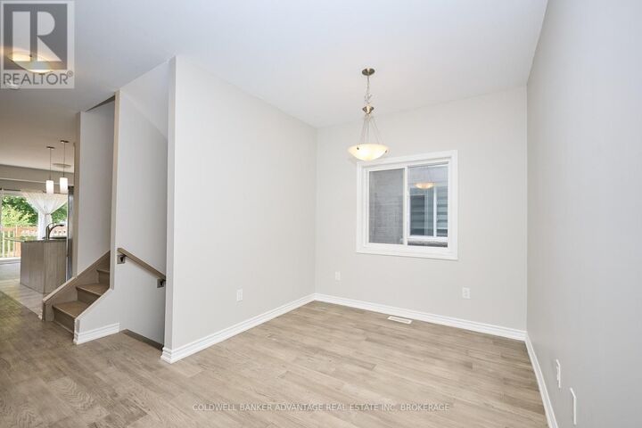 Property Photo:  324 Louise Street  ON L3B 0H8