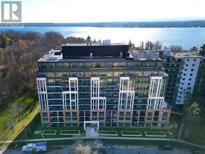 Property Photo:  41 Johnson Street 1104  ON L4M 0L6 